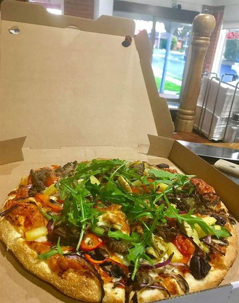 Harriman's Pizza Pasta And Grill - NT Tourism 4