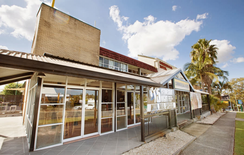 Commercial Hotel - NT Tourism 0