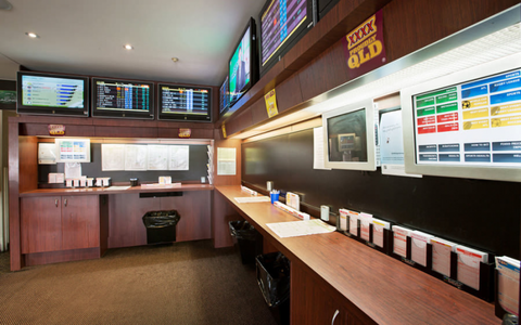 Commercial Hotel - NT Tourism 3