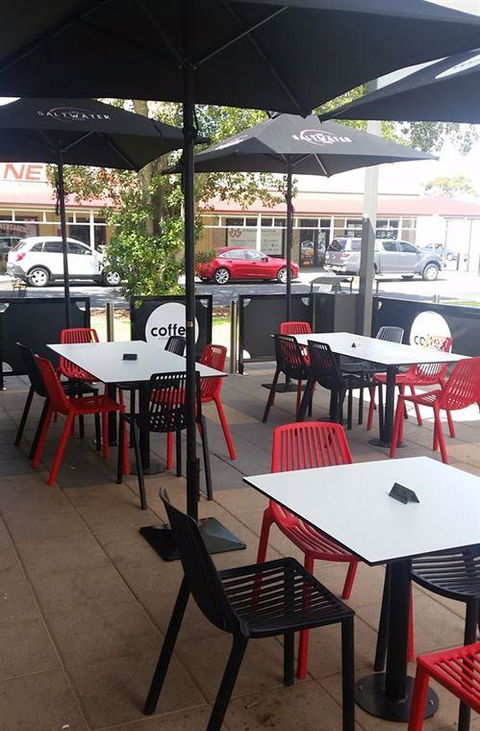 Saltwater Cafe & Pizza - NT Tourism 4