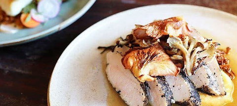 The Blue Door On 5th - NT Tourism 0