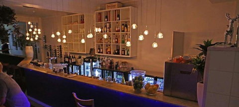 Bluebottle Bar + Kitchen - Accommodation NT 2