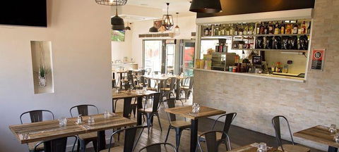 Rockpools Cafe Bar & Function Centre - NT Tourism 4