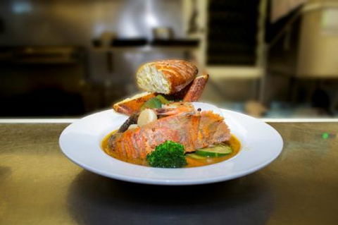 KBR’s Licensed Restaurant - Accommodation NT 2