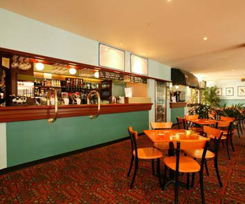 Hotel Gosford - NT Tourism 3