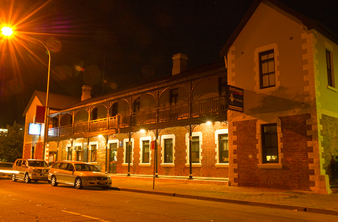 Belmore Hotel Scone - NT Tourism 4