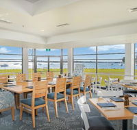 Aqua Restaurant The Westport Club - NT Tourism