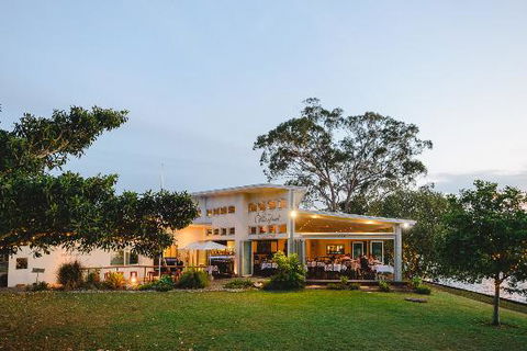 Noosa Waterfront Restaurant & Bar - Accommodation NT 0