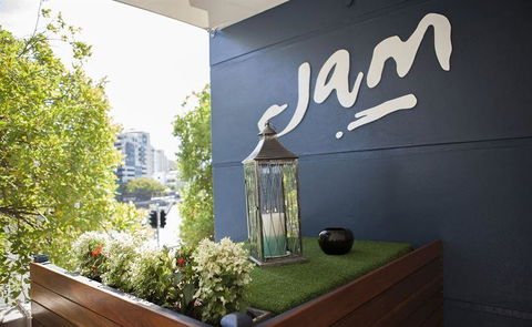 JAM - Accommodation NT 24
