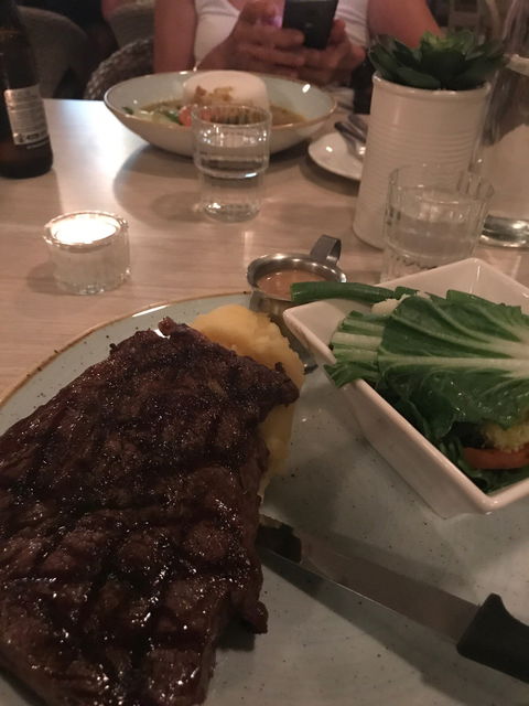 Savannah Bar & Restaurant - NT Tourism 4