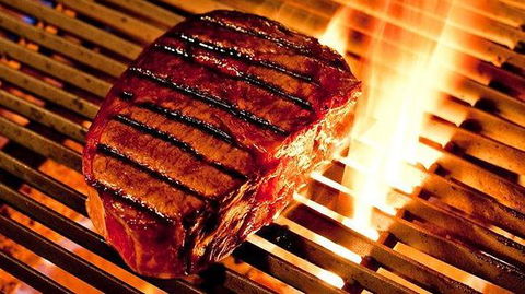 The Mahogany Bar And Grill - NT Tourism 0