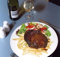 Bridge Hotel Bistro - NT Tourism