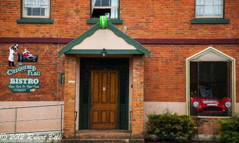 Cheqered Flag Bistro - Accommodation NT 0