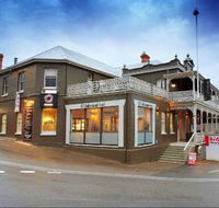 Deloraine Hotel Restaurant - NT Tourism