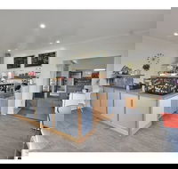 Meander Bridge Cafe - NT Tourism