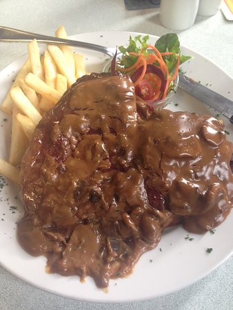 The Rocky Cape Tavern - NT Tourism 0