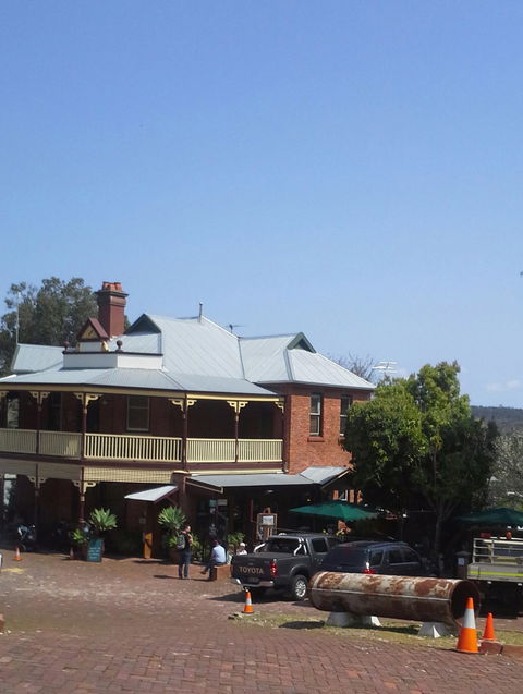Mundaring Weir Hotel Restaurant - NT Tourism 6