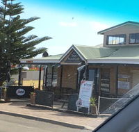 Toun Beach Cafe - NT Tourism