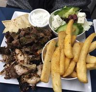 Nik's BBQ On the Lake - NT Tourism