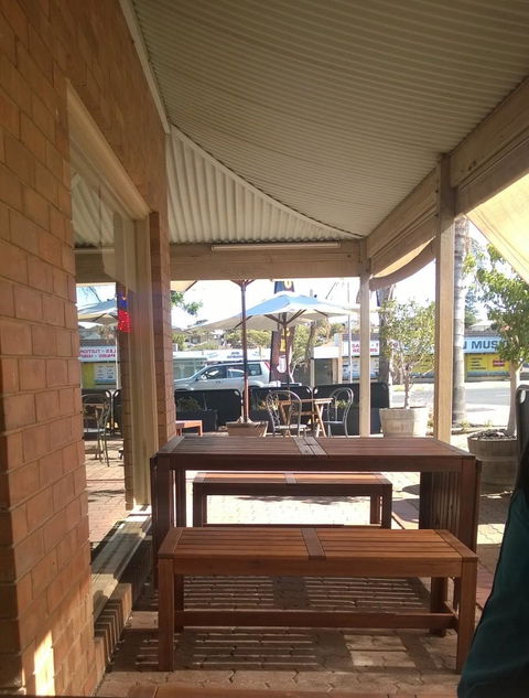 Annies Cafe - NT Tourism 1