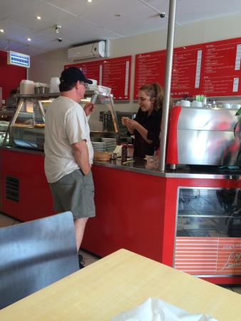 Blackwood Cafe & Lunch Bar - NT Tourism 0