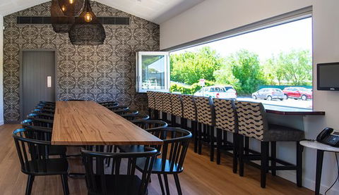 Vino Lokal - NT Tourism 0