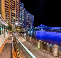La Vue Waterfront Restaurant - Accommodation NT