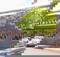 Queenslander Hotel - NT Tourism