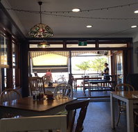 Cooper's Cafe  Catering - Accommodation NT