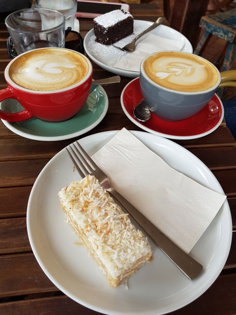 Whileaway Bookshop & Cafe - NT Tourism 4