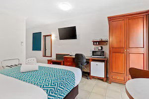 The Coffee House Apartments & Bistro - Accommodation NT 2