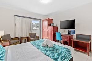 The Coffee House Apartments & Bistro - Accommodation NT 15