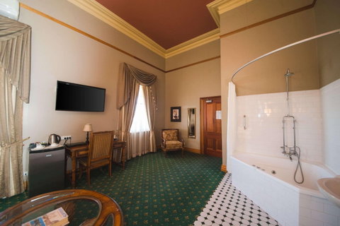 Denison Boutique Hotel - Accommodation NT 16
