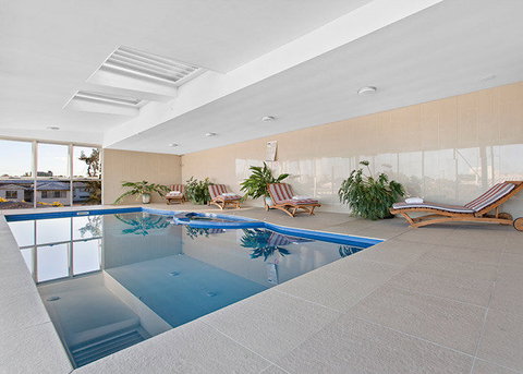 CBD Executive Apartments - Accommodation NT 3