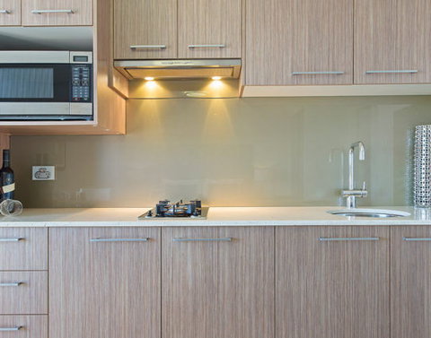CBD Executive Apartments - Accommodation NT 6