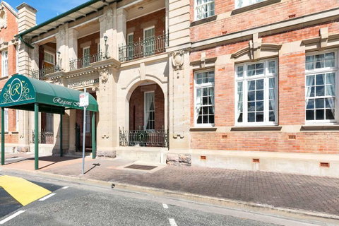 Quality Hotel Regent Rockhampton - Accommodation NT 1