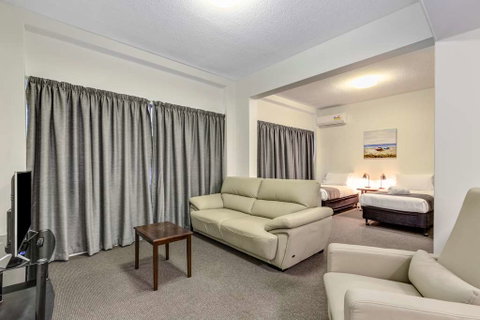 Rockhampton Riverside Central Hotel - Accommodation NT 7