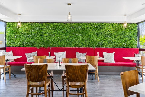 The Stirling Hotel Rockhampton - Accommodation NT 4
