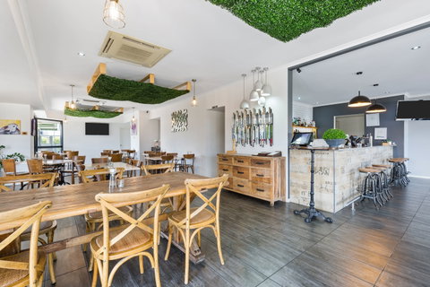 The Stirling Hotel Rockhampton - Accommodation NT 5