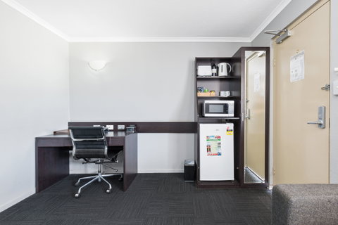 The Stirling Hotel Rockhampton - Accommodation NT 9