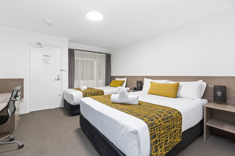 The Stirling Hotel Rockhampton - Accommodation NT 12