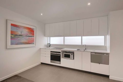 Travelodge Melbourne Docklands - NT Tourism 6