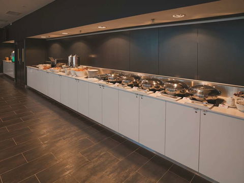 Travelodge Melbourne Docklands - NT Tourism 16