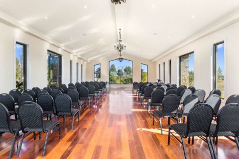 Quality Suites Point Cook Seasons 5 - Accommodation NT 13