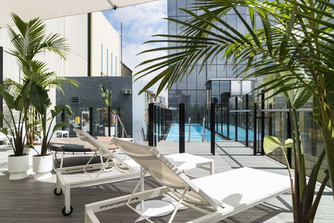 Adelphi Hotel - Accommodation NT 8