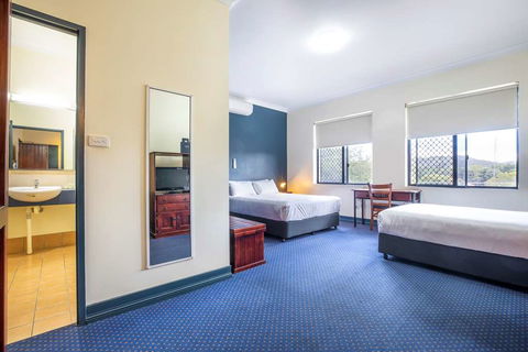 Atherton Hotel - Accommodation NT 4