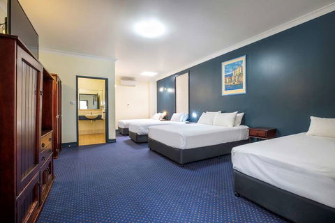 Atherton Hotel - Accommodation NT 7