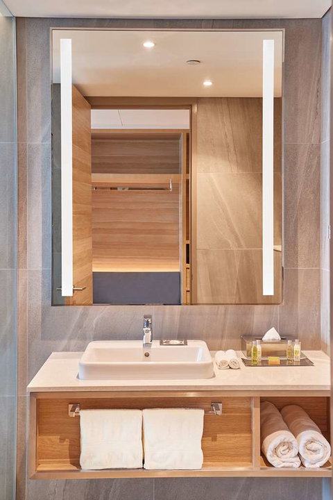 DoubleTree by Hilton Perth Waterfront - Accommodation NT 9