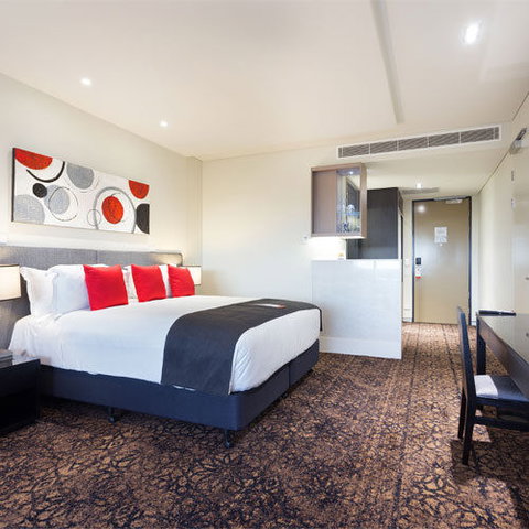 The Calamvale Hotel - Accommodation NT 4