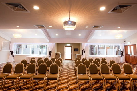 The Glen Hotel & Suites - Accommodation NT 8
